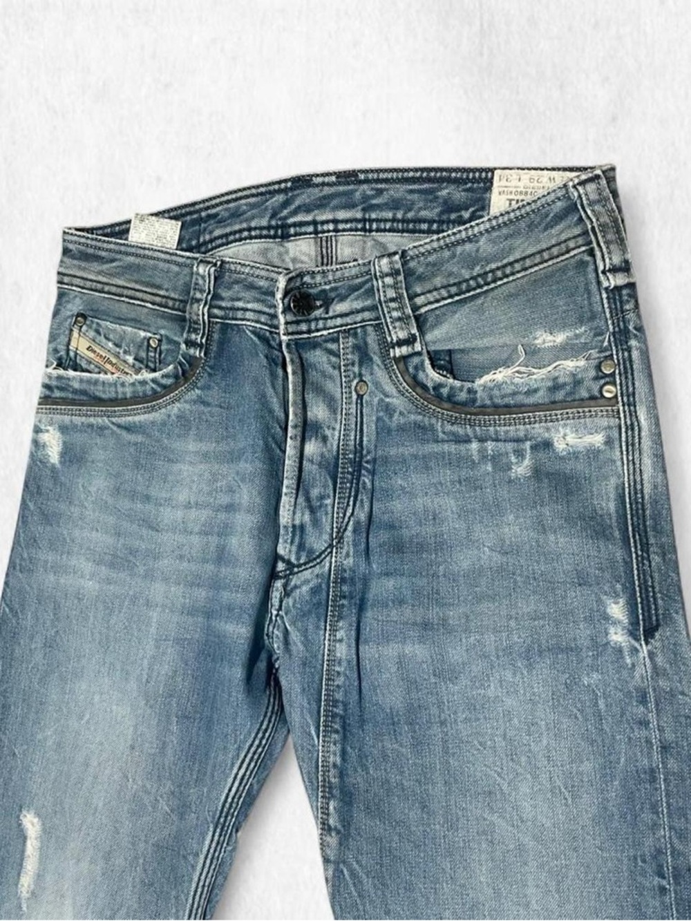 Diesel vtg TIMMEN 29x34 
Leather grey trim pockets